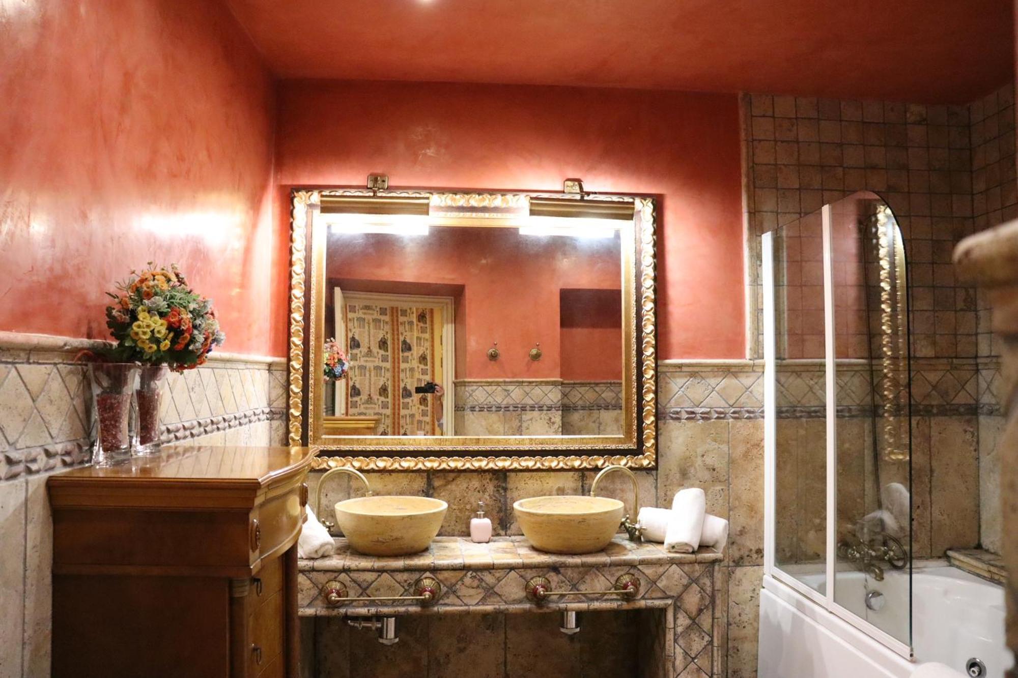 Plaza San Francisco Luxury Apartment Seville Exterior photo